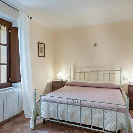 Apartment Montepescini